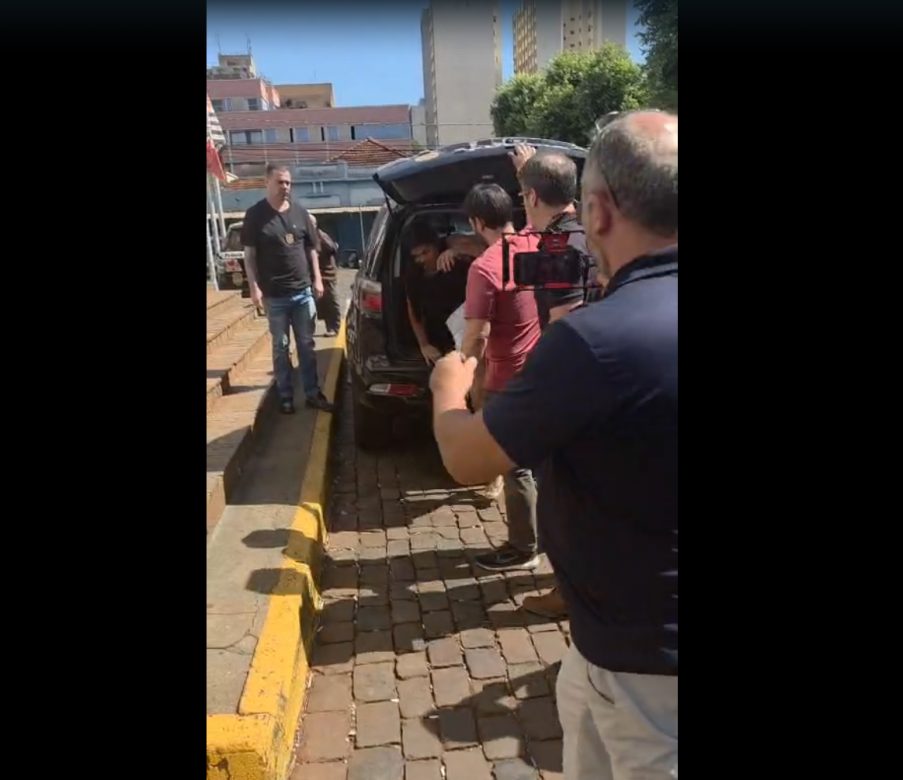 VÍDEO – Caso Açaí com Chumbinho: Larissa é presa