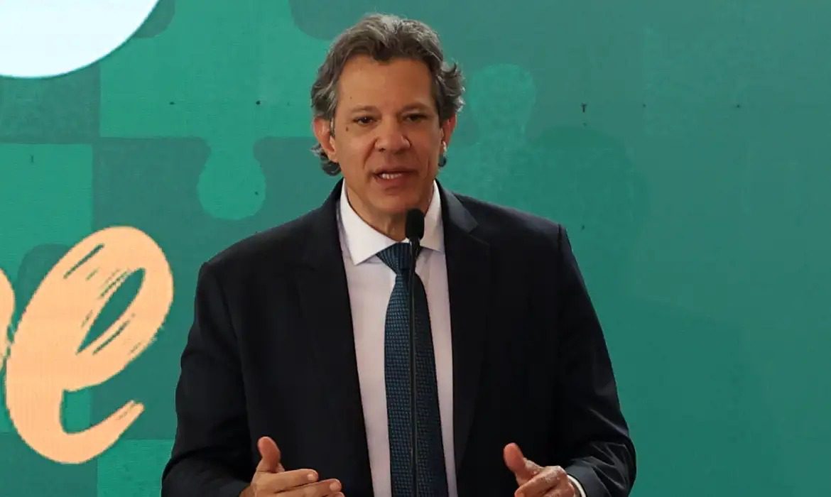 PT busca aliança com o PSDB para fortalecer Haddad na disputa em SP