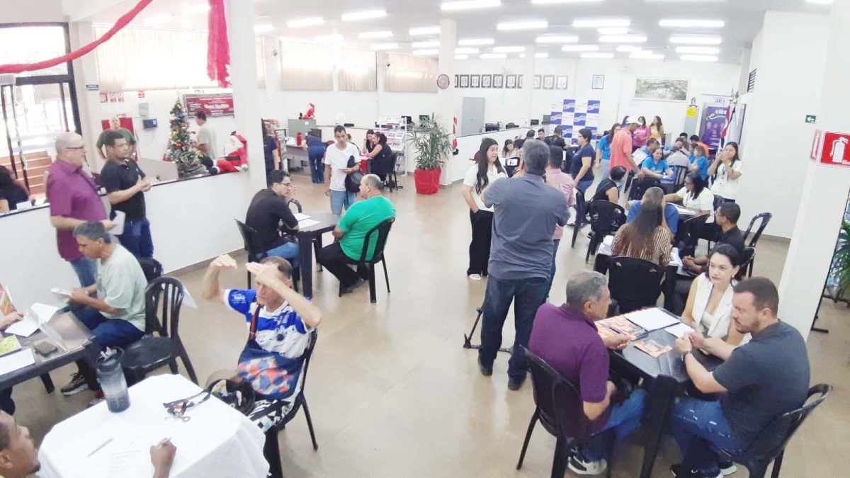 Mutirão oferece mais de 500 vagas  